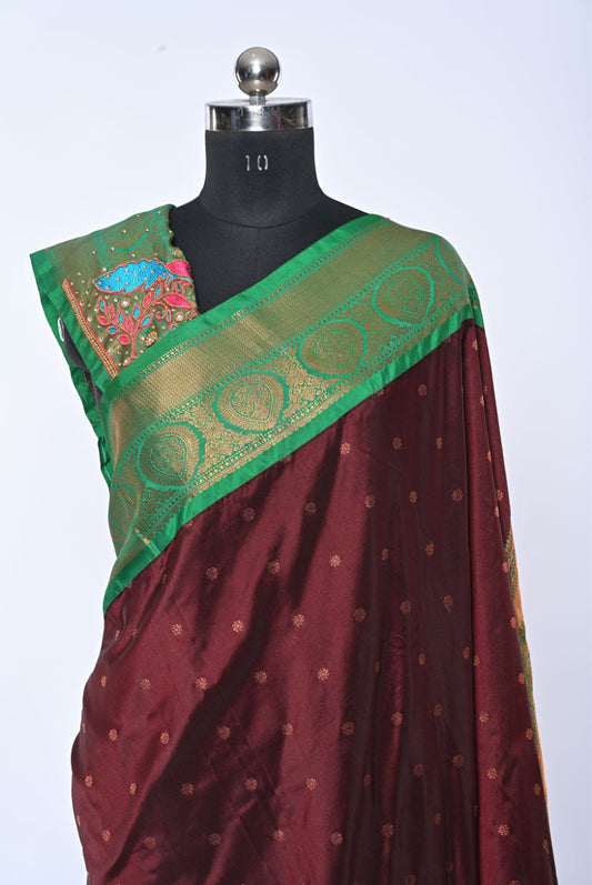Semi Kalanjali Paithani Magenta Saree with Round Butti for Festival
