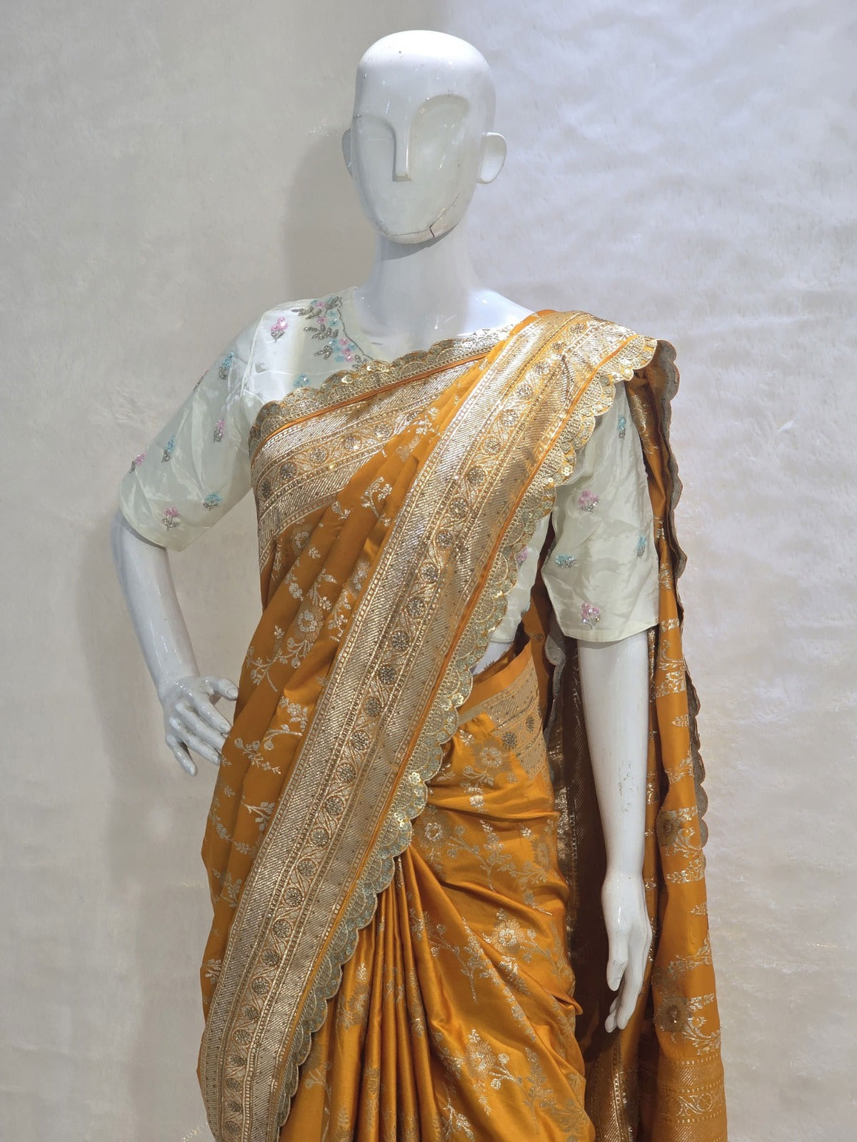 banarasi saree in premium silk fabric with zari work
