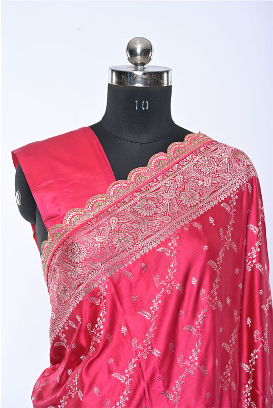 Semi Designer Banarasi 
Dark pink
 Saree with Veil Work for Wedding