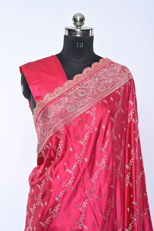 Semi Designer Banarasi 
Dark pink Saree with Veil Work for Wedding