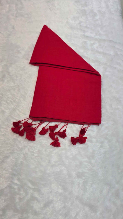 Red mulmul cotton saree with beautiful tessels