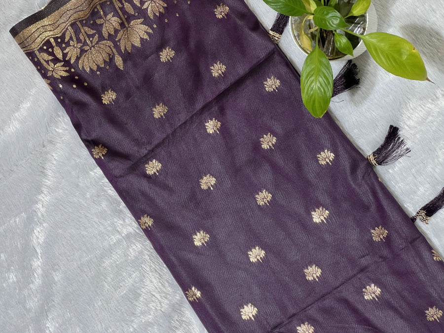 Smooth texture Tana silk saree for women soft silk drape