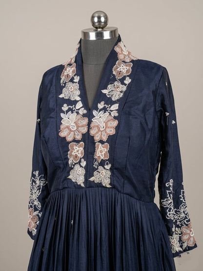 Festive Anarkali suit in navy blue with scalloped embroidered border