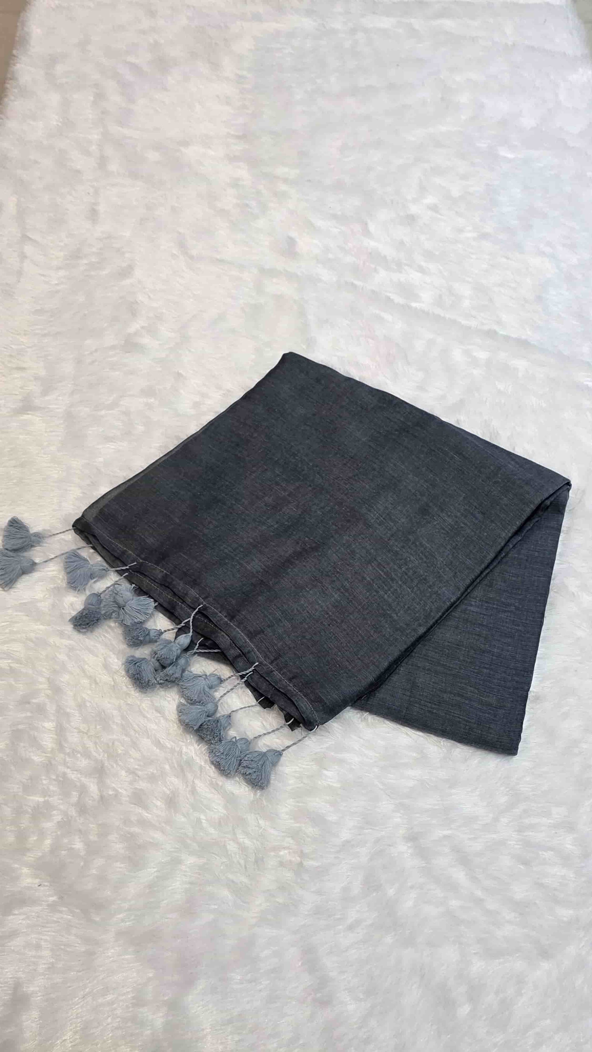 Lightweight gray mulmul cotton saree for casual and formal wear